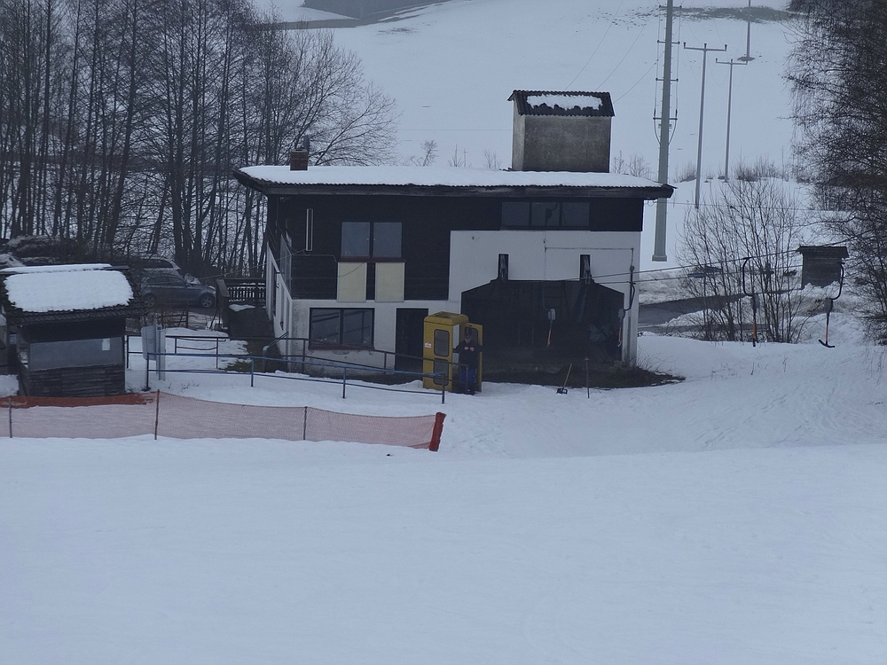 comp_dsc099520vr25.jpg