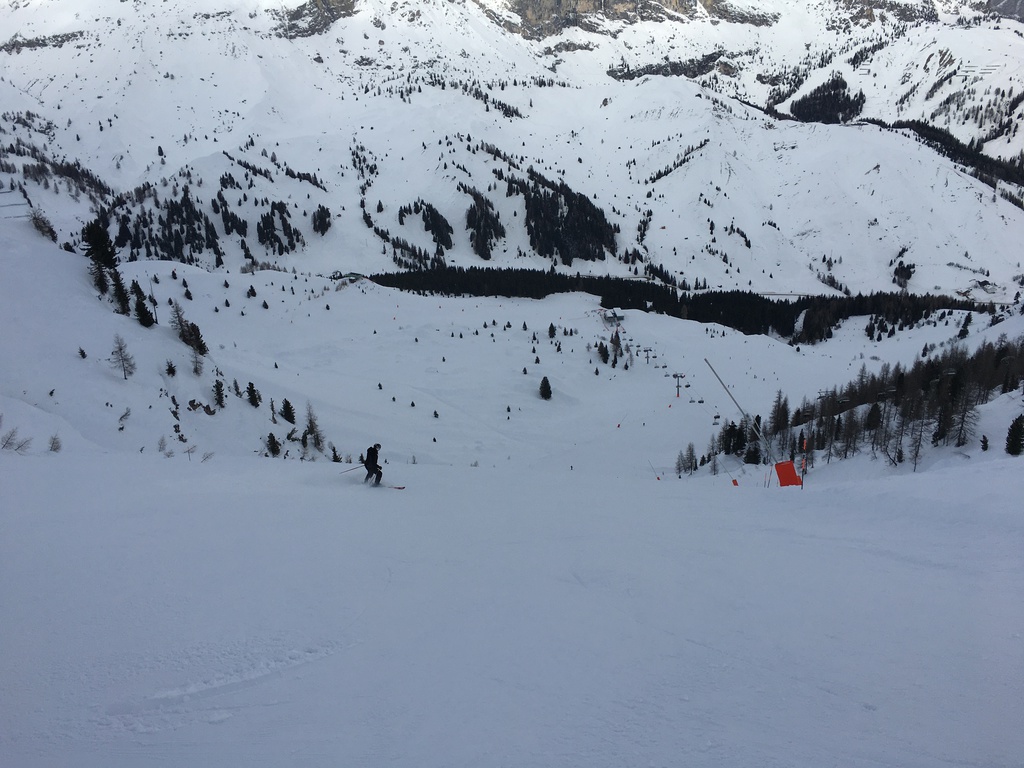 b2e52d41-3ef5-4027-blsj58.jpeg