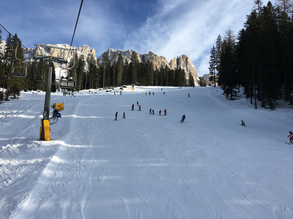 f0276ef4-89ed-416e-8p4jj0.jpeg