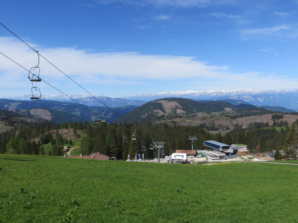 img_561156ju3.jpg