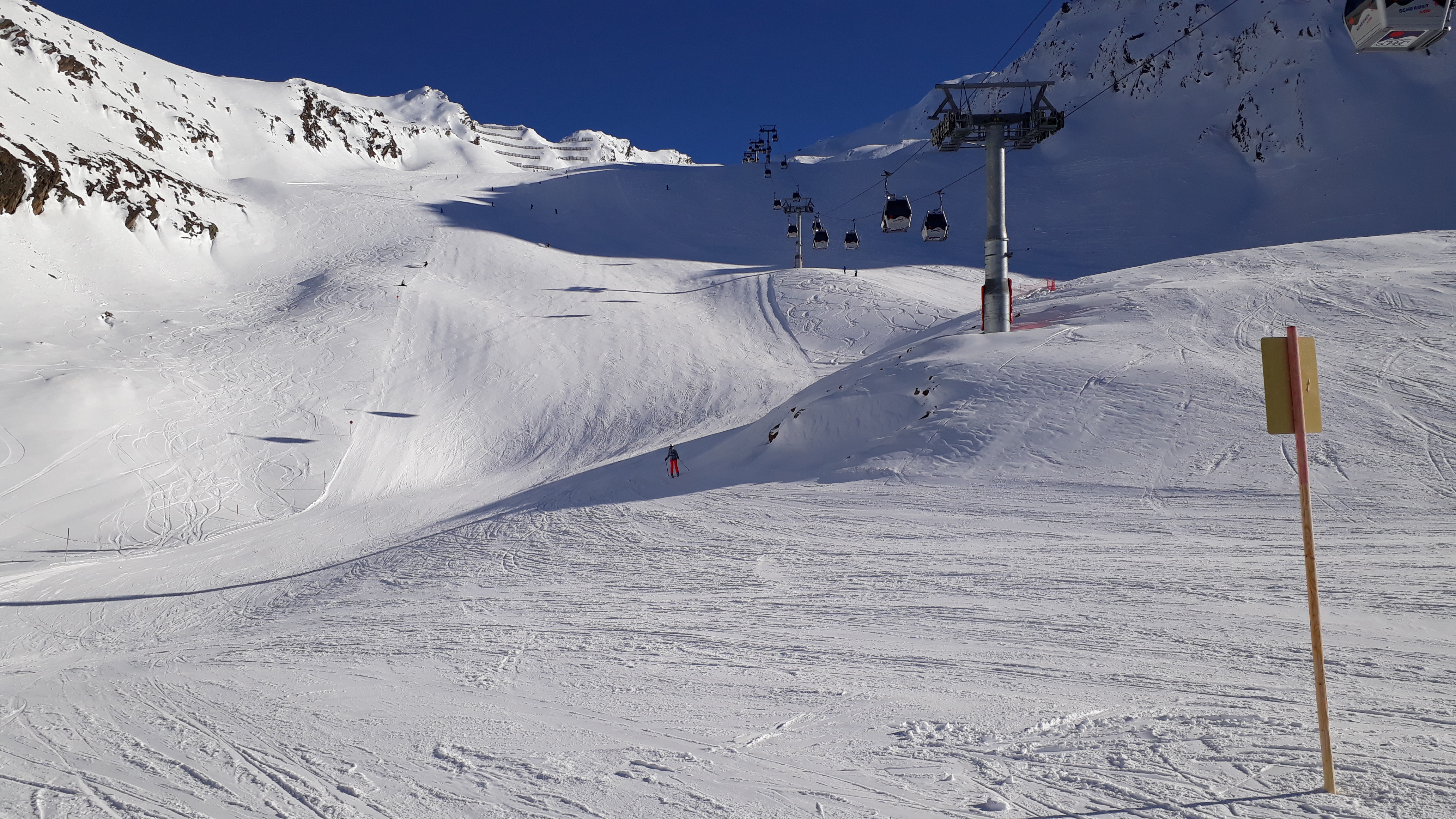 20181116_1328389bcgp.jpg