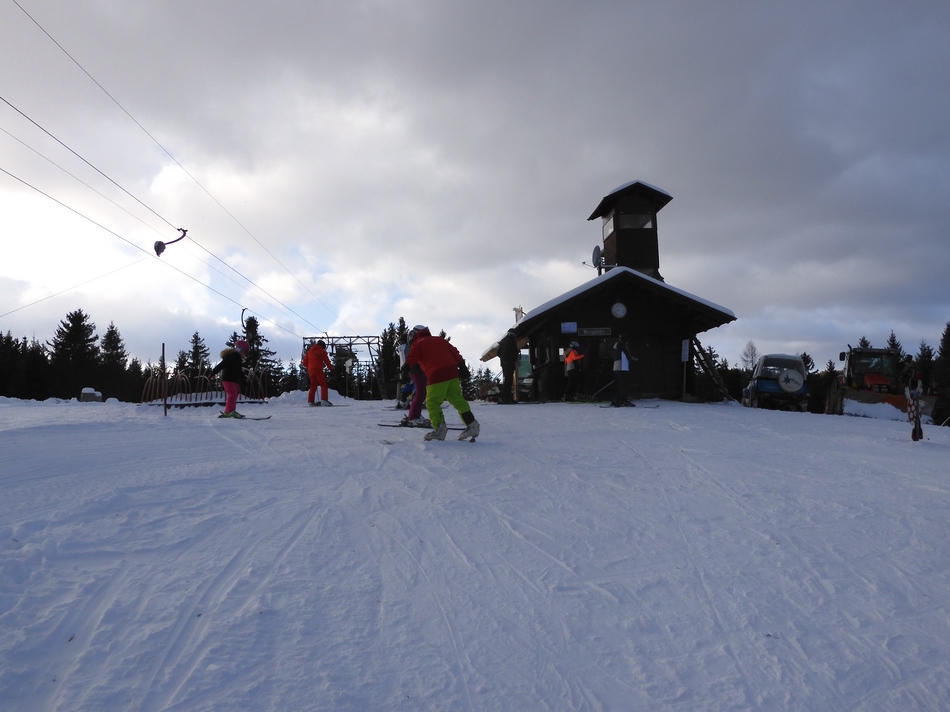 comp_01bergstationk6jg5.jpg