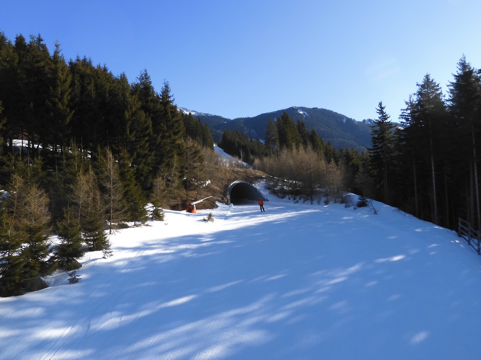 comp_02polsterbergfahb8km1.jpg