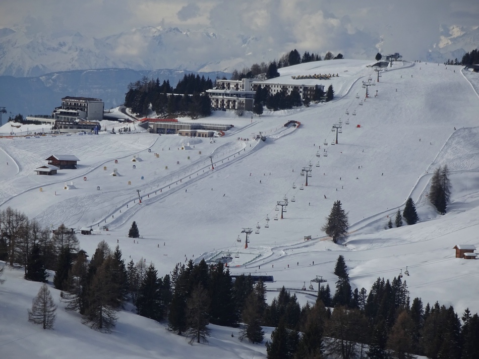 comp_04icaroeuroblickv7j4n.jpg