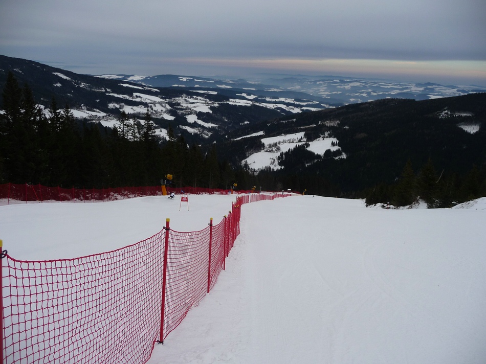comp_08skimoviestreck9hsbx.jpg