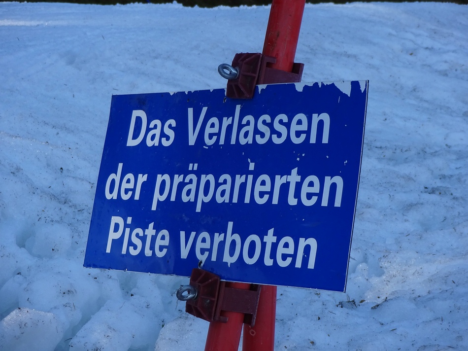 comp_10hinweisschilds2syu.jpg