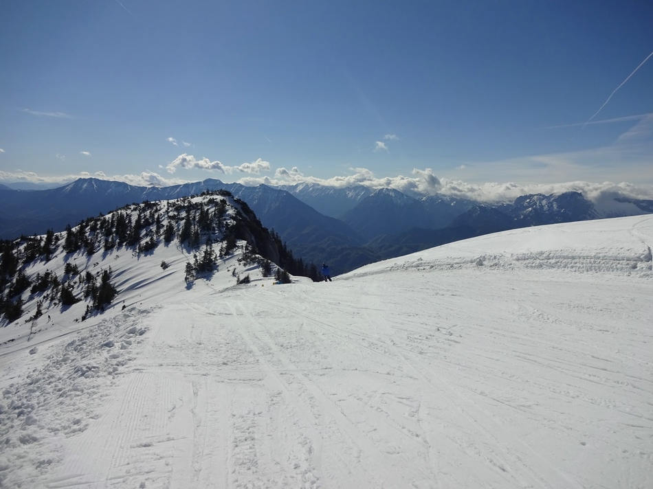 comp_12piste5f9joe.jpg