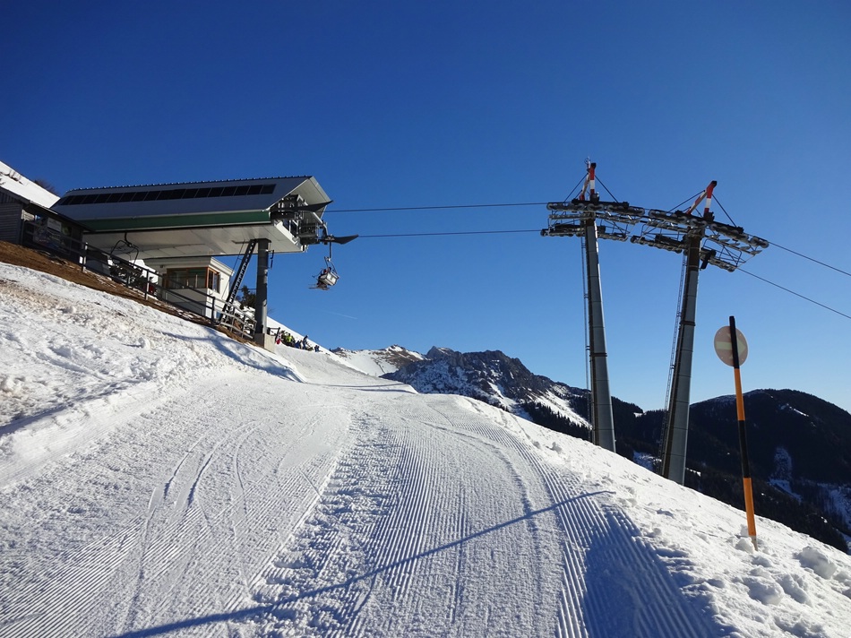 comp_14polsterbergstautso6.jpg