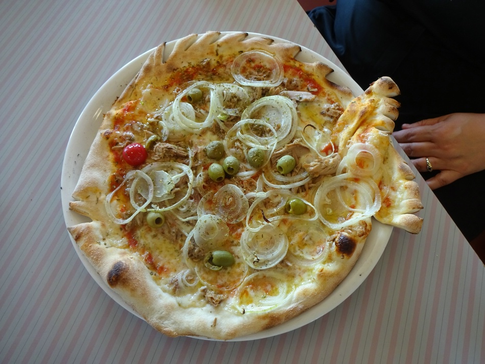comp_15carlapizzam1jbe.jpg