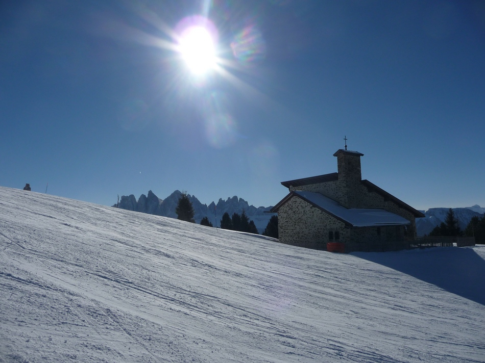 comp_15kapelle8ouxw.jpg