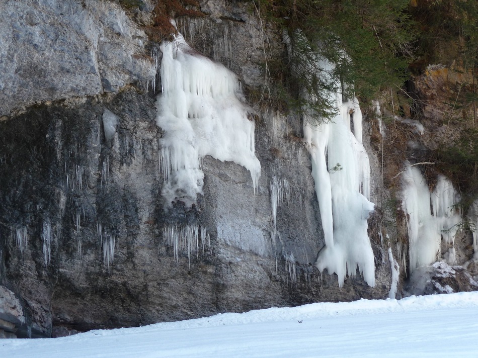 comp_16eisfall4l8pwf.jpg