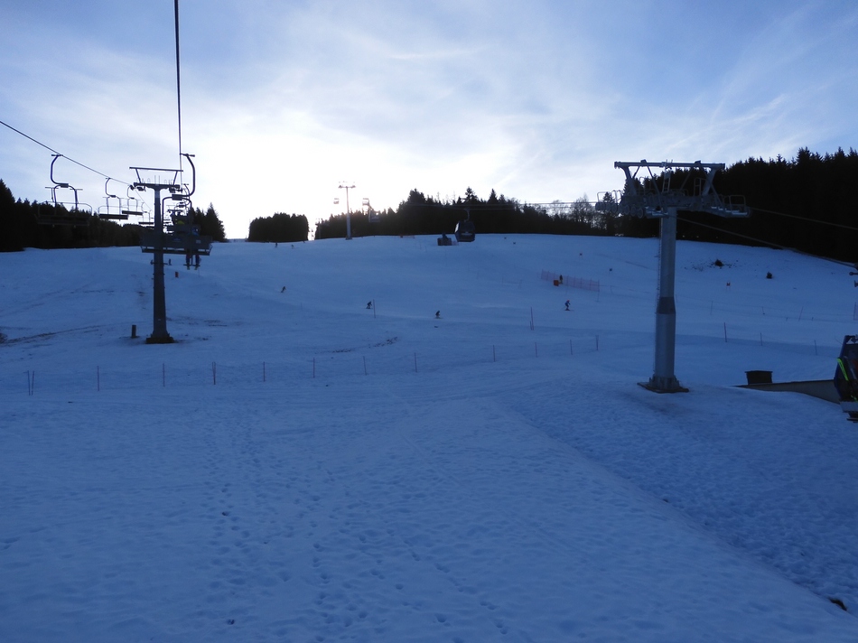 comp_18sesselliftbergmtcna.jpg