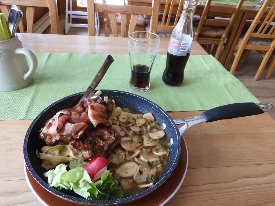 comp_31mittagessenw6e99.jpg