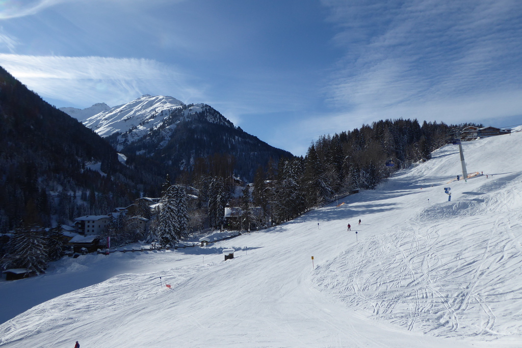 p12103815qjow.jpg