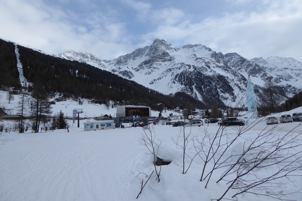 p12809996ukhn.jpg