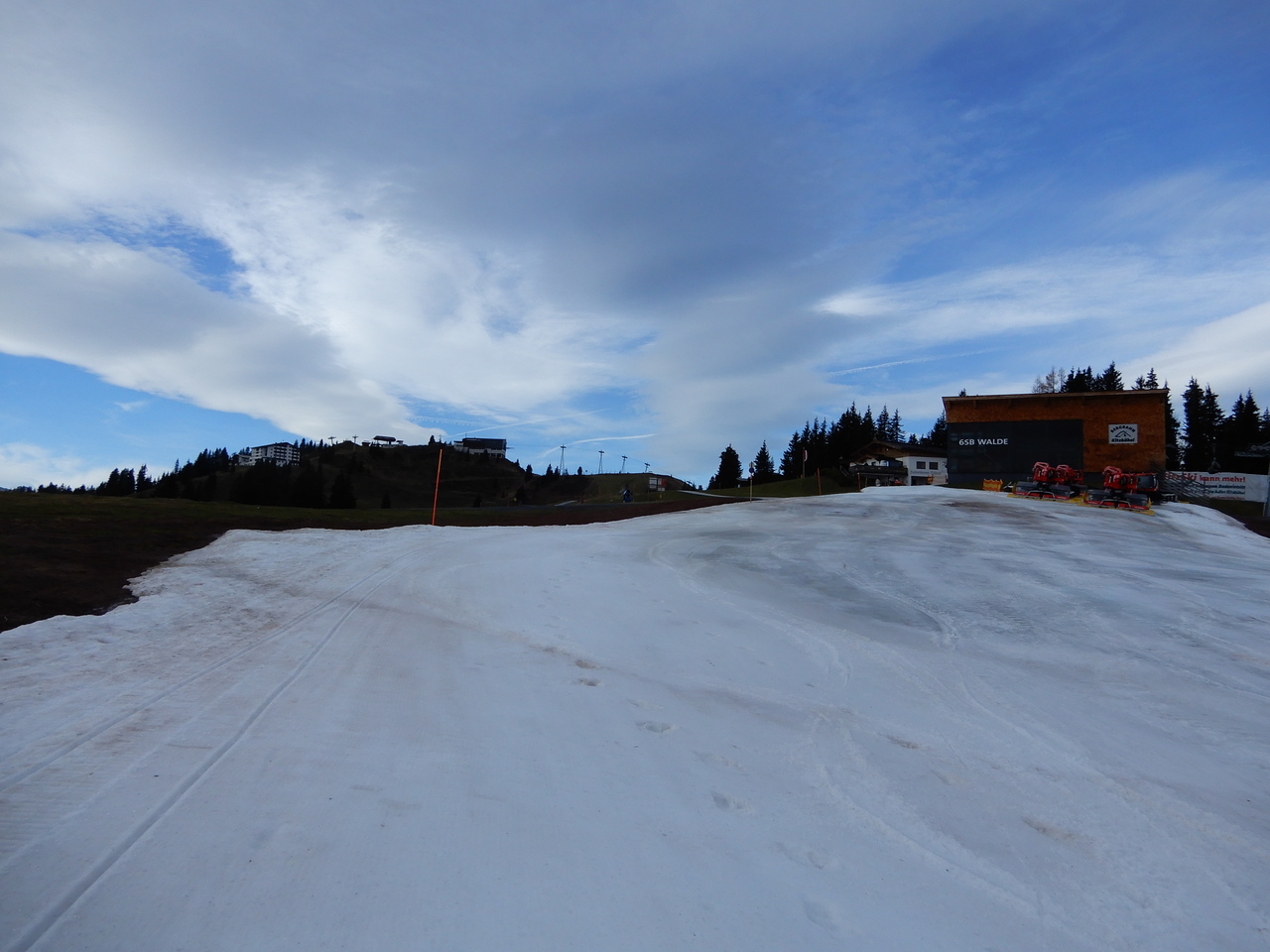 04.11.18kitzbhel007q6ef7.jpg