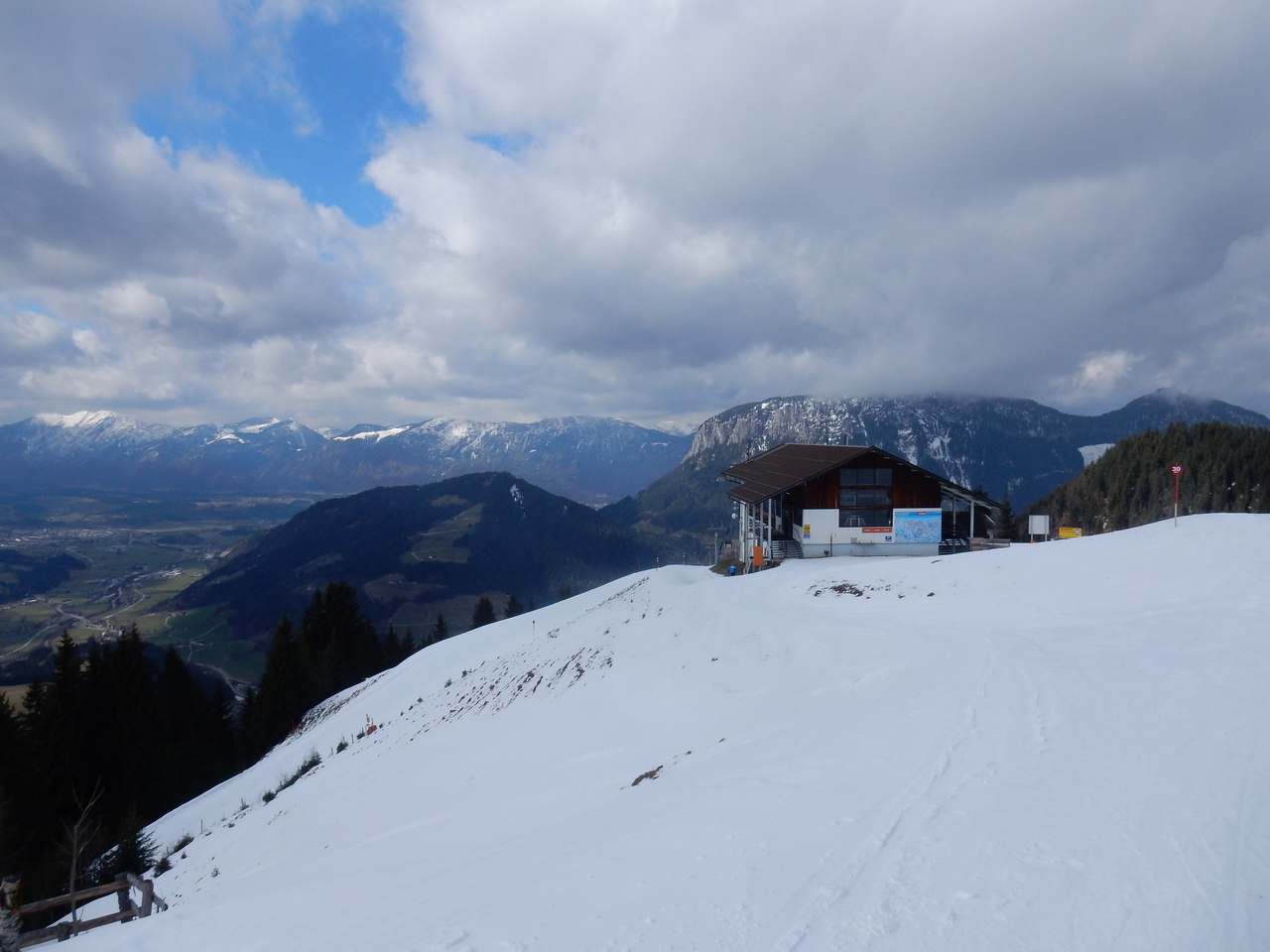 10.03.17skiwelt033blkmh.jpg
