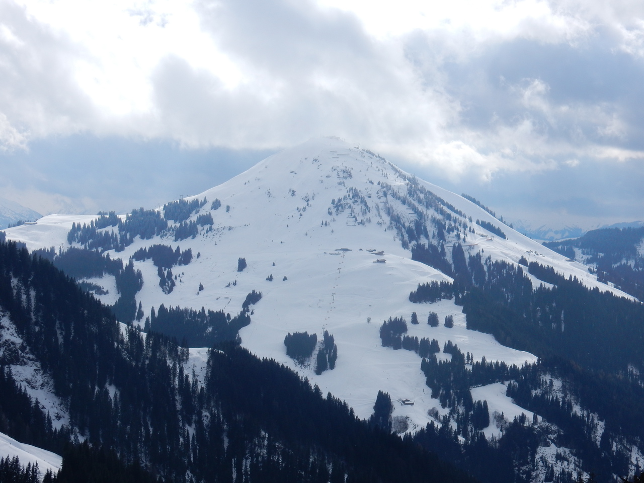 10.03.17skiwelt046atjgi.jpg