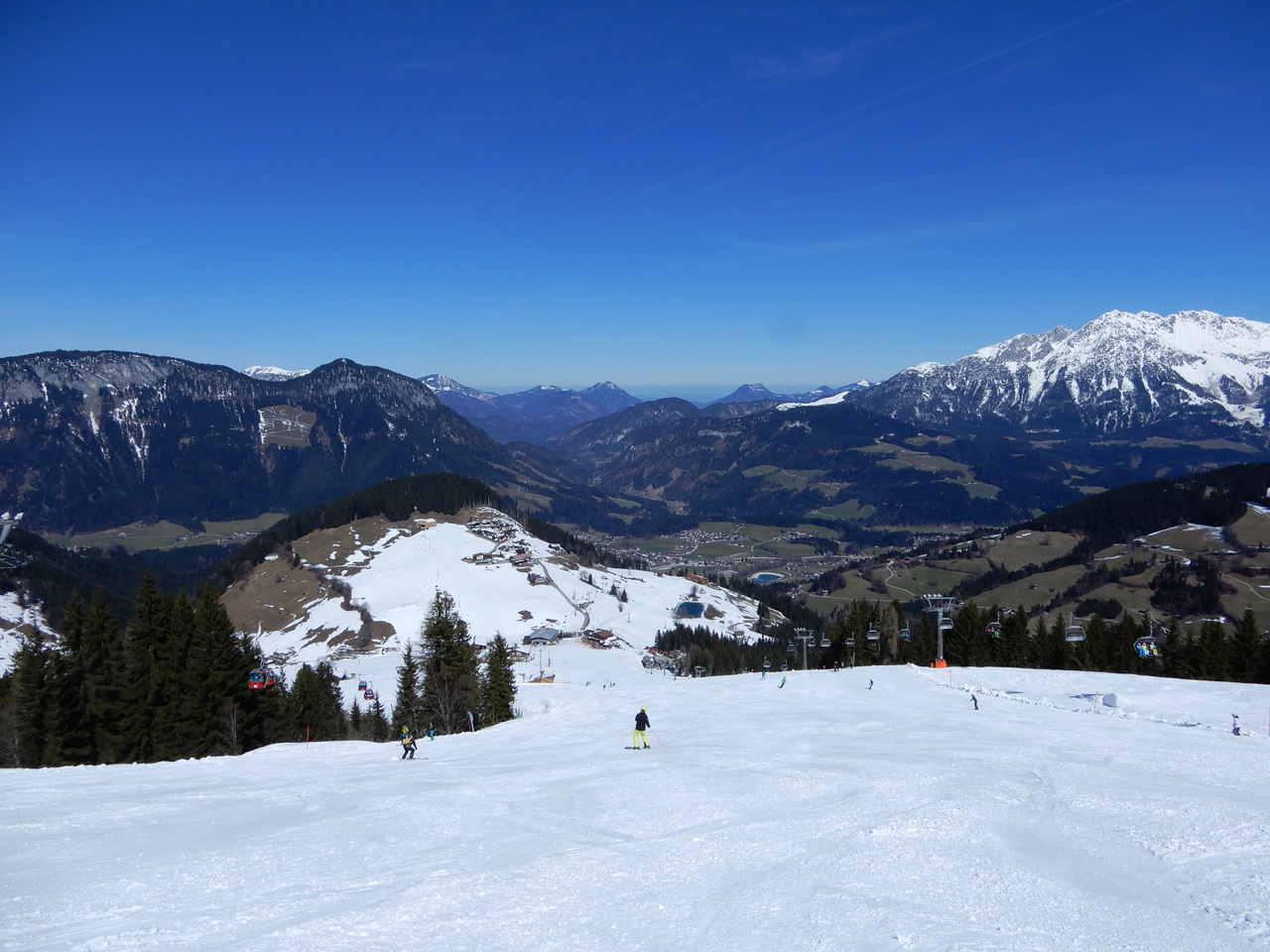 2.4.18skiwelt030qtrj1.jpg