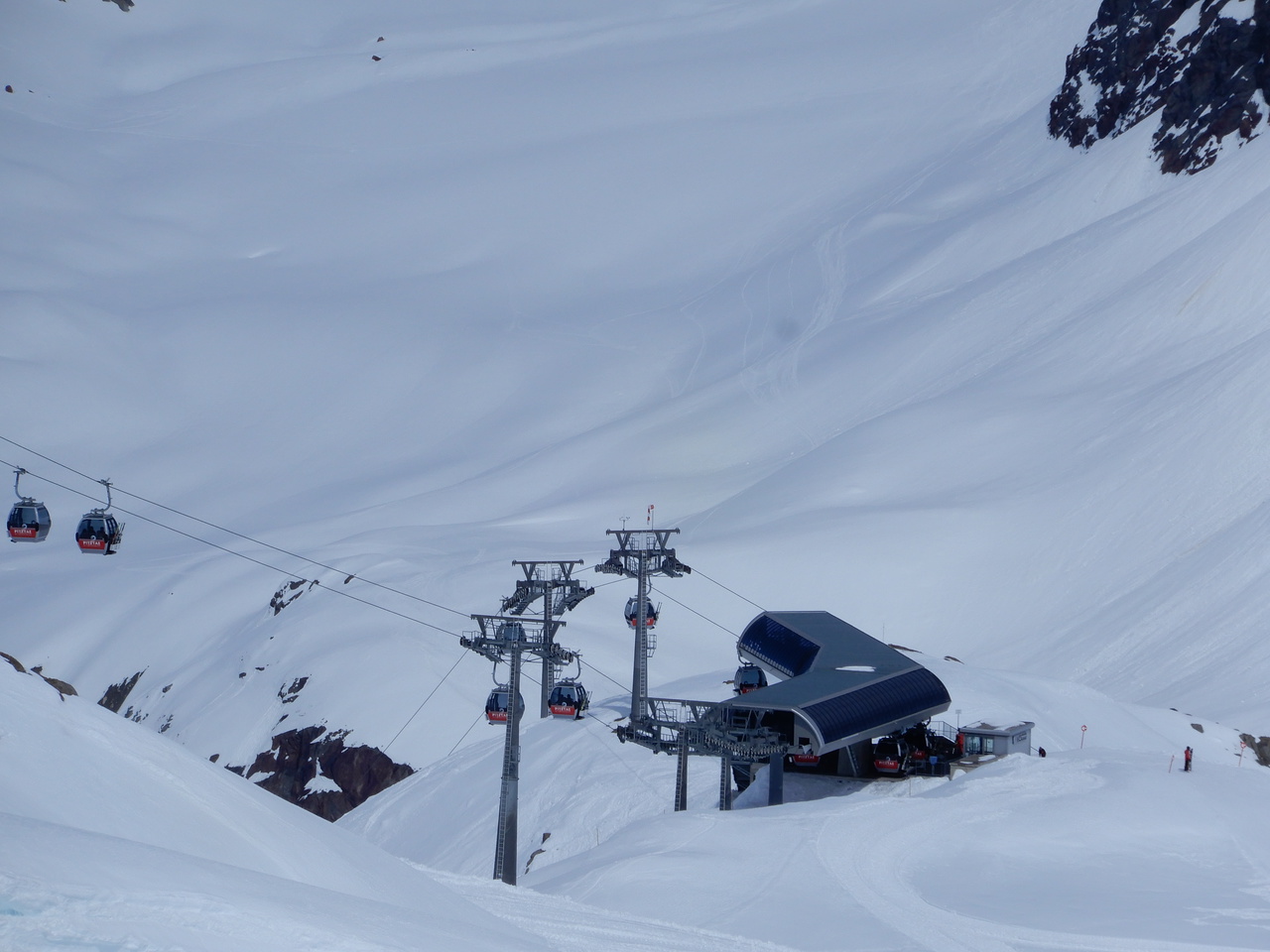 21.04.19pitztalergletr0kks.jpg