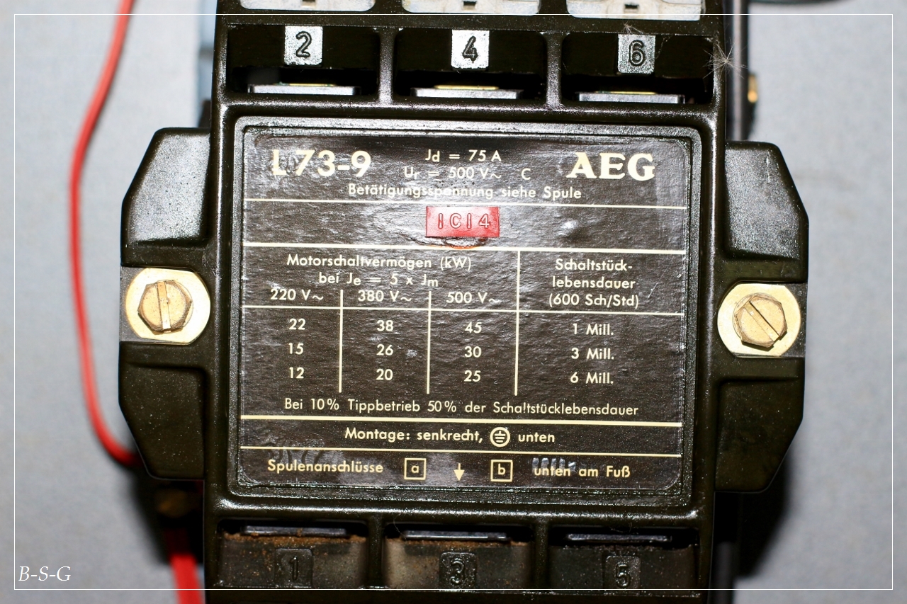 03776urc.jpg