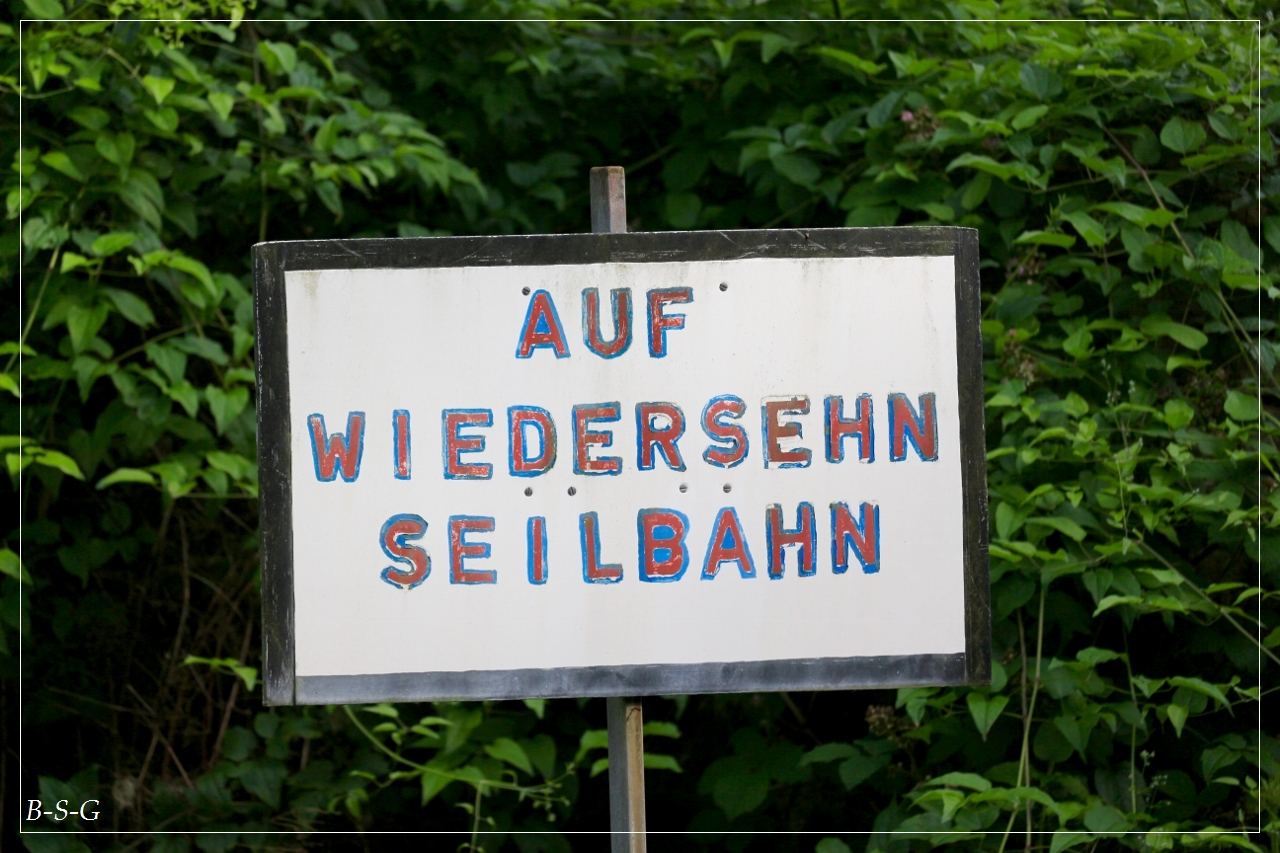 09482ujk.jpg