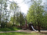 Spielplatz-Seilbahn Neubiberg 26.April 2008-04.JPG