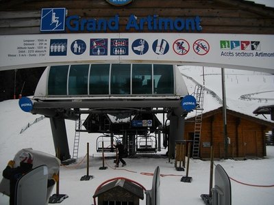 4-KSB Grand Artimont. Ich war an diesem Tag dort der erste. Interessante Poma-Anlage.