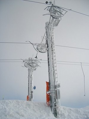 KSL Kastelberg. Man sieht, wie sehr hier der Wind Einfluß hat...