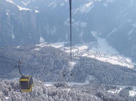 Blick auf die tiefste stelle der Penkenbahn und dahinten ein Blick auf  Mayrhofen.