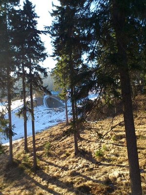 blick zum tunnel unter der schipiste parezovka