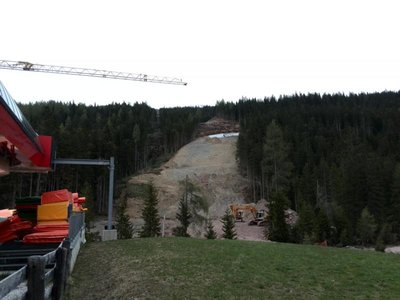 Blick von der Talstation Signaue auf die Piste