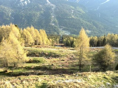 Blick von der Bergstation ins Tal.