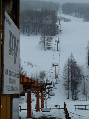 Modifizierte Sessel an der 2SB in Pragelato