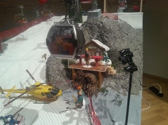 Die Felsenalm mit geliefertem Brennholz unter der Terasse :-)