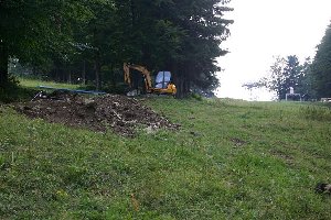 ... und Richtung Bergstation (1030 m), noch nicht ganz fertig. Sch*** Gegenlicht !!