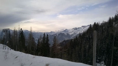 Panorama. Stütze des Eisentallifts.