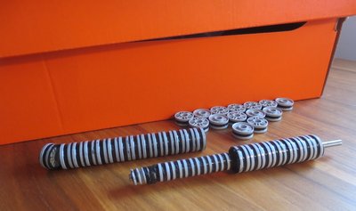 Drei Produktionsreihen; ihr seht teilweise noch nicht getrennte Rollen