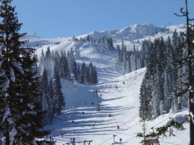 Erster Blick vom Parkplatz ins Skigebiet Jahorina