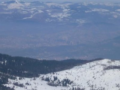 Tiefblick in die Hauptstadt BIHs, ca. 400.000 Einwohner