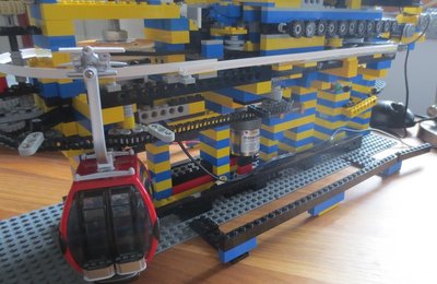 Prototyp der kuppelbaren Talstation.