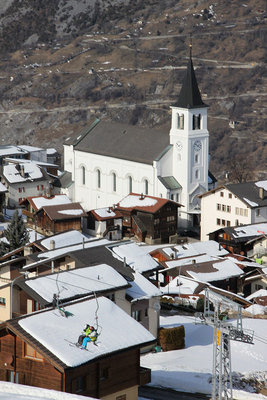 Liebliches Eischoll mit der schönen Sesselbahn