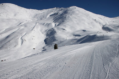 Start der schwarzen Steinmänner piste in 2400 m.
