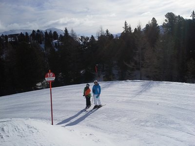 Abfahrt von der Zirbenwaldbergstation.jpg