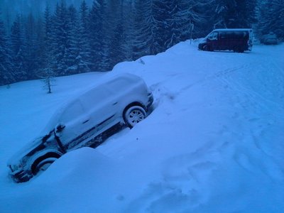 Die Wege wurden zu gefährlichen Rutschbahnen