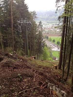 Tiefblick zur TS vom Wanderweg aus.