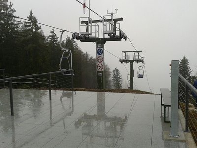 Der Ausstiegsbereich dort oben im Nebel