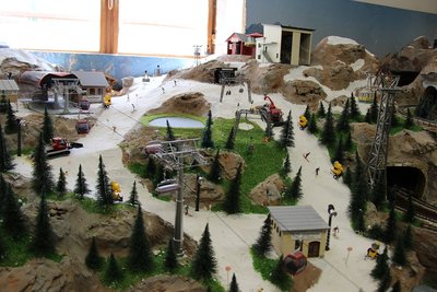 Kreuzeck Kombibahn, DSB Längenfelder, Alpspitzbahn und im Hintergrund die GUB Hochalmbahn