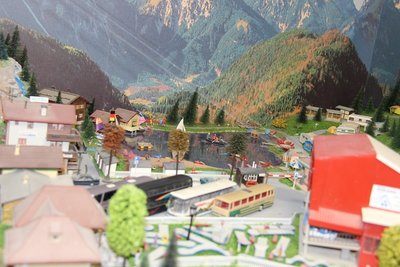 Der Eibsee mit Talstation Eibsee-Seilbahn