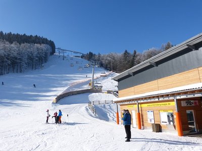 12.2.15 Skiliftkarussell Winterberg am Nachmittag
